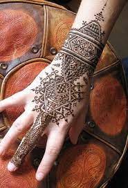 It is an ancient adornment on the body that has a lot of meanings. Traditional Henna Designs And Meanings Google Search Henna Tattoo Designs Beautiful Henna Designs Henna Designs