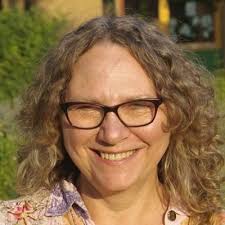 Carine Bernard: Lebenslauf, Bücher und Rezensionen bei LovelyBooks