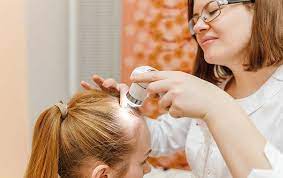 Haarausfall Bei Frauen Was Sind Die Ursachen Und Was Hilft