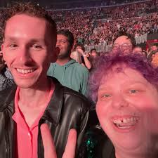 Angelo (@imangelothomas) • Instagram photos and videos