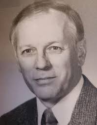 Ellen Coon's Instagram, Twitter & Facebook