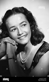 Doreen Porter's Instagram, Twitter & Facebook