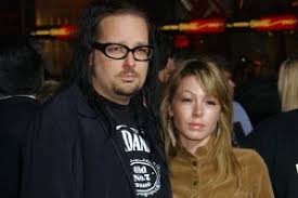 Deven Davis: Her Life, Marriage To Korn's Jonathan Davis, And Tragic Death 