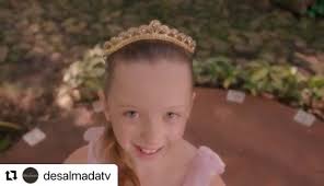 Un capítulo súper lindo de la @desalmadatv en un flashback yo siendo  Isabella de chiquita @kimberlydosramos , bailando con mi papá  @sergiobasanez_oficial **************************** Que creen? En ...