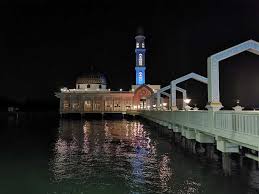 Top 5 masjid malaysia tercantik yang diiktiraf dunia tahun 2020. Top 10 Aktiviti Menarik Di Pulau Pangkor Percutian Bajet