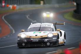 Le village a commencé à prendre forme avec les stands qui sont déjà en place. Suivez En Direct Les Qualifications Des 24 Heures Du Mans Autohebdo