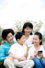 These family board games will make hanging out together the best part of the week latifah miles, cat bowen 2/18/2021. Family Hanging Out In The Park Stock Photo Picture And Royalty Free Image Image 38954893