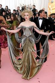 Met Gala 2019 Who Nailed The Dress Code And Who Didn T Met Gala Dresses Met Gala Outfits Gala Fashion