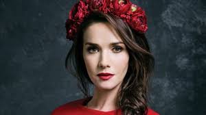 Natalia (belgian singer) (born 1980) natalia (greek singer) (born 1983) natalia (spanish singer) (born 1982) music and film. Natalia Oreiro Me Gustaria Hacer De Juana Azurduy Diario Con Vos