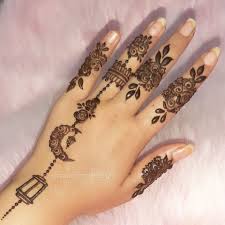 Henna Artist In Dubai Home Service 0522531900 In 2020 Henna Designs Hand Henna Hand Tattoo Henna Designs