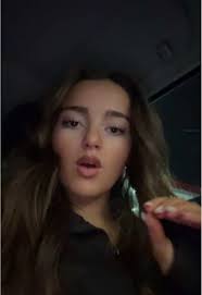 Mia Pollocks We'll Have A Look