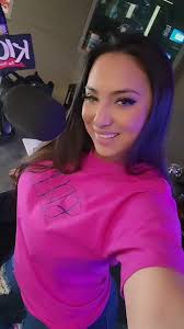 Putting in that work!!!! #WhatsOnTheMindOfArielGrind #k104  #DeDeInTheMorning #DeDeMakesMeLaugh #tunein #radio #onair #personality  #talk #music #live