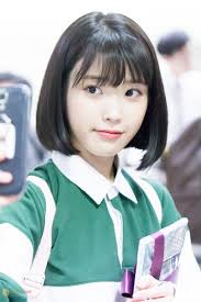 15 Female Idols Who Prove Short Hair Is Beautiful Koreaboo Iu Short Hair Short Hair With Bangs Korean Hairstyle
