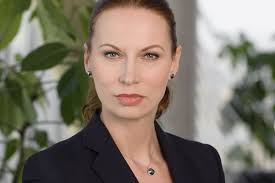 Auszeichnung für IAA-Generalsekretärin Michaela Huber