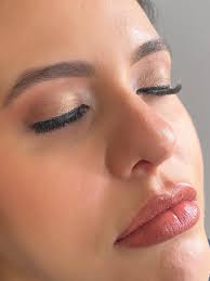 NOVO #MACLIPGLASSAIR Um gloss não pegajoso, que hidrata e vicia,  proporcionando uma sensação super leve. ✨✨🤩 #maccosmetics  #glossmaccosmetics #novolançamento #labiosperfeitos