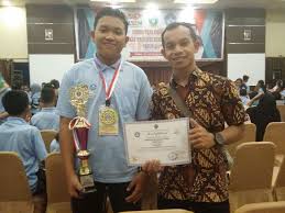 (dzanur roin/achmad san) berita sebelumya lewat market day, siswa belajar nilai kemandirian dan religius sekaligus. Mantap Siswa Sma Teladan Siantar Ini Peserta Fls2n Tingkat Nasional Di Ntt