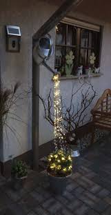 Giesskanne Mit Wassertropfen Und Lichterkette In 2020 Lichterkette Giesskanne Lichterkette Garten