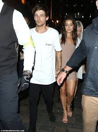 Danielle marie campbell is an american actress. Danielle Campbell Goes Hand In Hand With Boyfriend Louis Tomlinson Danielle Campbell Louis Stunning Brunette