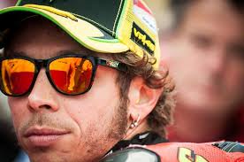 Valentino rossi's estimated net worth, fast cars, relaxing vacations, pompous lifestyle, income, & other features are listed below.let's check, how rich is valentino rossi in 2019? Rossi Makes Forbes Top 100 Highest Paid Athletes List Asphalt Rubber