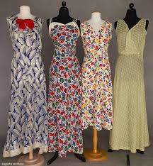 Maybe you would like to learn more about one of these? Dressing Young Does Not Mean Following Existing Style Trends Too Carefully No Matter How Fashionable Or Fa Vintage Fashion 1930s Vintage Gowns Vintage Dresses