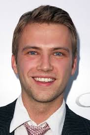 Reparto de Escapee (película 2011). Dirigida por Campion Murphy