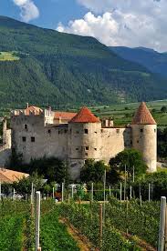 Kastelbell Vinschgau Castelbello Val Venosta Italy Beautiful Castles Italy Travel