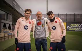 Two new faces and a very special visitor at training