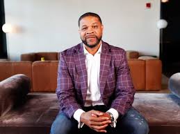 Last month, I had the honor of witnessing one of Tampa's finest, Rev. Dr. Glenn  Dames, being recognized at Onyx Magazine's 2024 Men of Honor event. Not  only is he a pillar