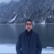 5 kardeşe sahip olan korkmaz, relief international ve eastwest institue'de yönetim kurulu üyesidir. Sezgin Baran Korkmaz Bodrum Oteli Biyografi Sitesi