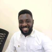 600+ "Eche" profiles