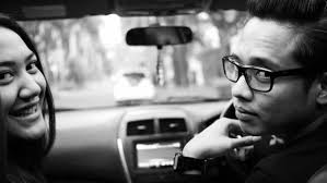 Gofar hilman membantah tuduhan tersebut dan meyakini pelecehan itu tidak terjadi. Gofar Hilman Dan Putri Tanjung Pasangan Anak Punk Dan Anak Konglomerat Yang Bakal Bikin Kamu Kagum