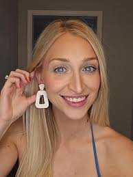 Watch the latest from Hannah Bonds