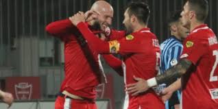 Nel 2009 fusione tra l'associazione calcio salò, fondata nel 1985, e l'associazione calcio feralpi lonato, fondata nel 1963. Tommaso Morosini In Prestito Alla Feralpisalo Associazione Calcio Monza S P A