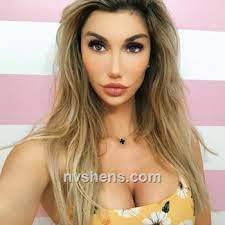 Madelyn Rollins's Instagram, Twitter & Facebook