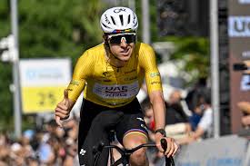 Tadej Pogačar defends leader's jersey at the Tour de Suisse - UAE team  Emirates