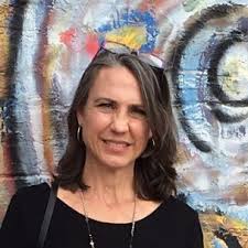 Stacy Whitcomb (@WhitcombEnglish)