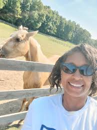 Learning to ride horses for beginners?