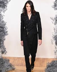 The Business Of Fashion On Instagram Earlier Today Clare Waight Keller Presented Her Latest Menswear Collection For Givenchy In In 2020 Fashion Menswear Givenchy