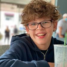 Gavin McHugh Biography, Wiki, Age, Parents, Net Worth, Contact