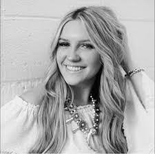 Leanne Rollins's Instagram, Twitter & Facebook