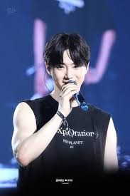 When he was younger, junmyeon . Suho Exo K Kpop Kim Junmyeon Exo Suho Exo Exo M Hd Mobile Wallpaper Peakpx