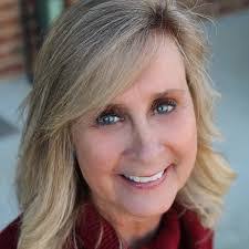 Dawn Somers's Instagram, Twitter & Facebook