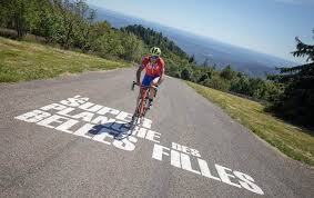 La planche des belles filles. Tour De France Adrien Backscheider Et Le Peloton France Montagnes Se Mettent A La Planche Des Belles Filles