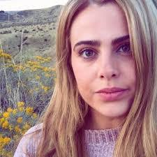 Hannah Moats's Instagram, Twitter & Facebook