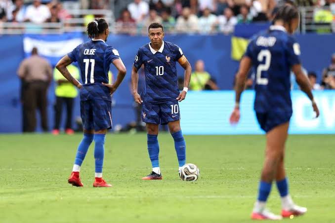 Copa: Em jogo com 10 gols, Inglaterra fica em 3&ordm;; assista - 18/07/2026 - Esporte - Folha