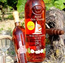 Bouteille Serigraphiee Le Rose Des Dunes Vin De Pays Charentais Aop Ile De Re Jus De Framboise Produits Du Terroir Vin