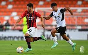 Valencia played against milan in 1 matches this season. Ukt7etn O7iqem
