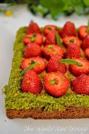 Une Aiguille Dans L Potage Sable Breton Fraises De Plougastel Et Caramel Au Sables Breton Caramel Au Beurre Alimentation