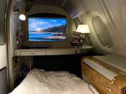 Blogger sam huang was dying to try out the experience, but the $60,000 price tag for a. Review Emirates First Class Im A380 Nrt Dxb Meilenoptimieren Com