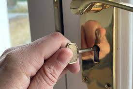 1st Call Key and Lockout technician working in Las Vegas